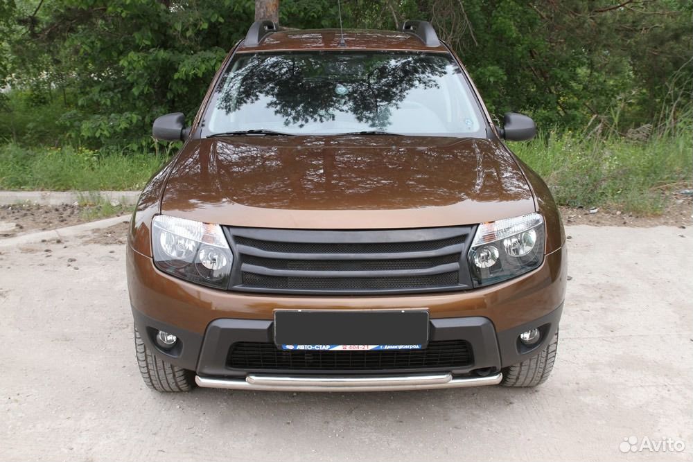 Решетка радиатора Renault Duster (1 тип)