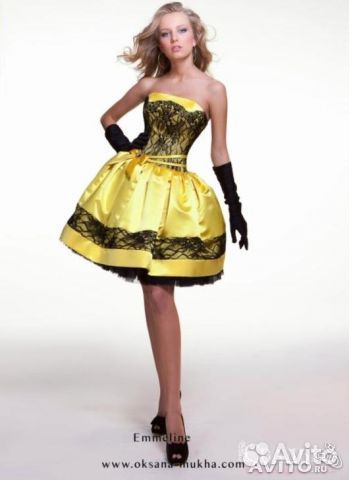 Продаю Дизайнерское платье от Оксаны Мухи, размер 42-44,в отличном