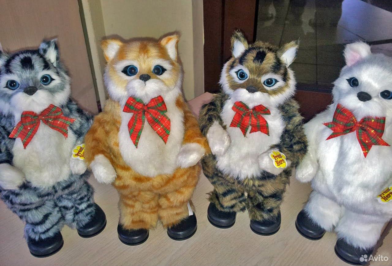 Поющий кот игрушка. Мягкая игрушка танцующий кот. Игрушка танцующий кот базилио. Кот базилио музыкальная игрушка. Поющий кот игрушка.