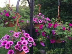 Садовая подставка для цветов