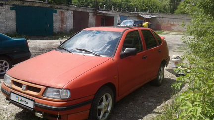 SEAT Cordoba 1.8 МТ, 1994, седан