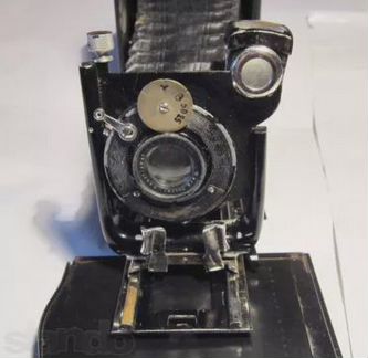 Старинный довоенный немецкий фотоаппарат. Негативы