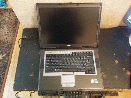 Dell latitude d830 Core2 duo 2.5Ghz 2gb ram 80 hdd