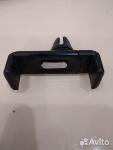 Автомобильный держатель для смартфона