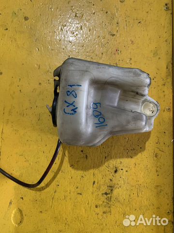 Бачок омывателя toyota GX81