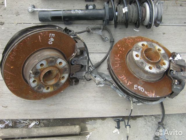 Ступица передняя левая правая BMW E90 E91 E92