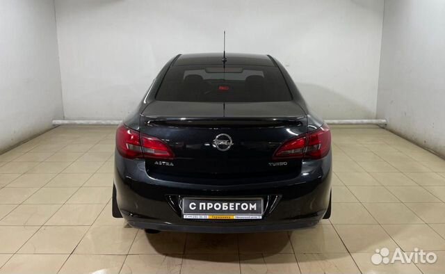 Opel Astra `2013