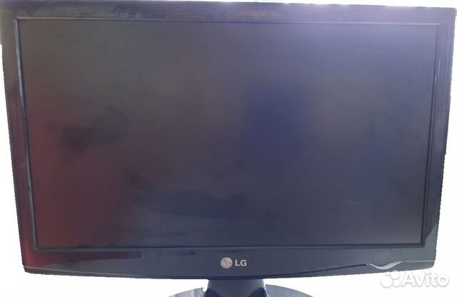 Монитор LG W1943SE 18.5