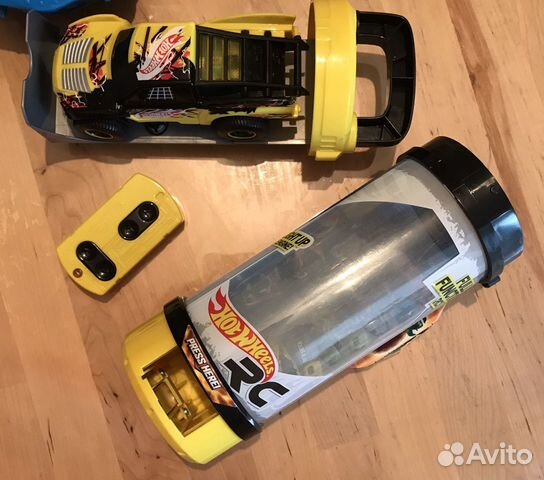 Машина радио Hot wheels