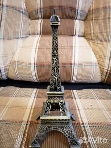 Эйфелева башня металл