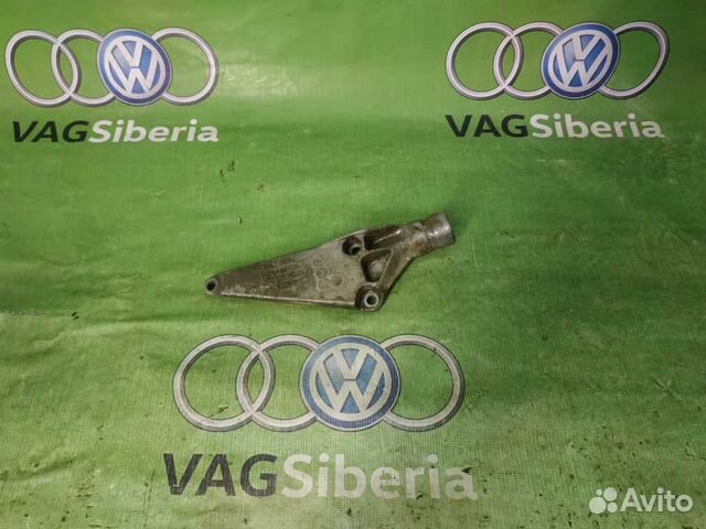 Кронштейн двигателя передний 8E0199343H audi-A4 AL