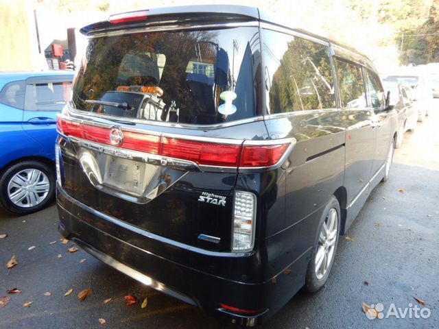 Nissan Elgrand 3.5 CVT, 2012, 130 000 км