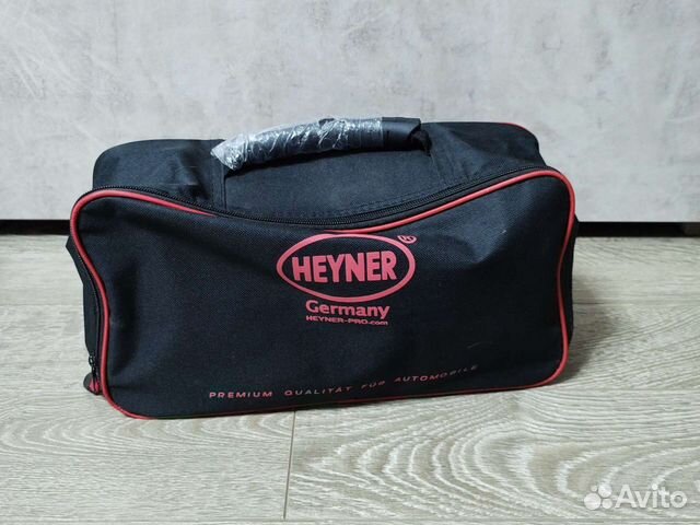 Автомобильный пылесос