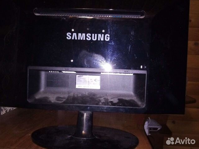 Монитор Samsung syncmaster p2250