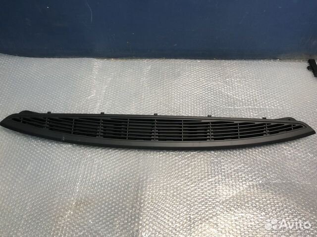 Решетка вентиляционная BMW 520d F10 N47N