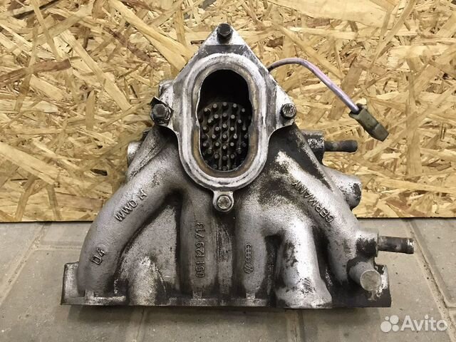 Коллектор впускной Ауди 80 Б3-Б4