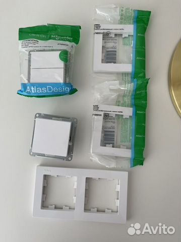 Выключатели, рамки Schneider Electric Atlas Design