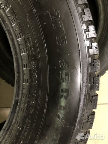 Nokian 275/65 R17, 2 шт