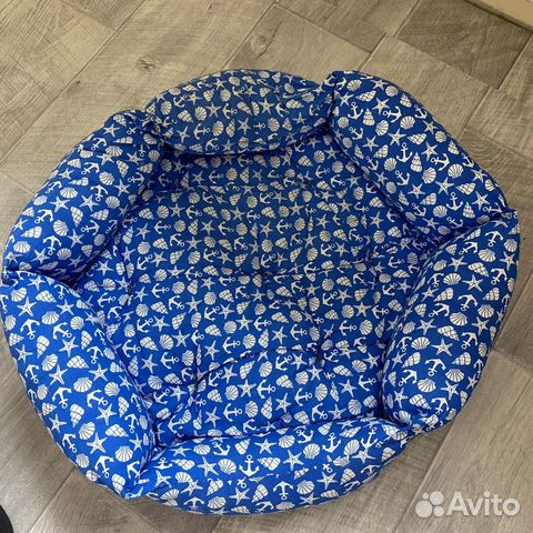 Лежанка для кошек