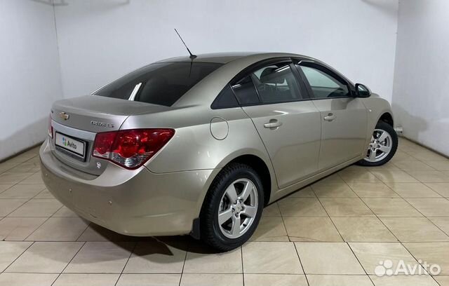 Chevrolet Cruze `2011