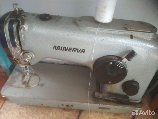 Швейная машина минерва с пром столом
