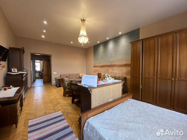 

1-к. квартира, 50 м², 5/5 эт.