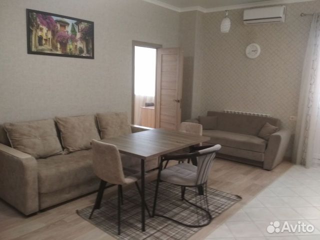 

1-к. квартира, 54 м², 3 кровати