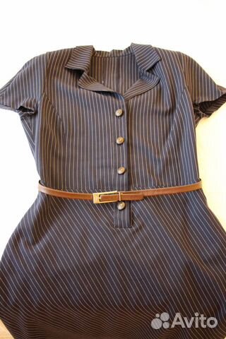 Платье в полоску с ремнем шерсть б/у Платье в полоску с ремнем шерсть б/у