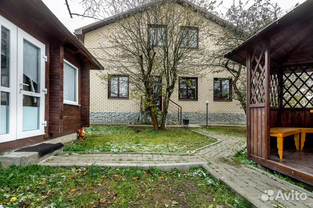 

7-к. коттедж, 290 м²