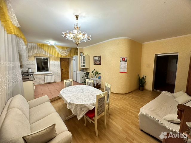 

4-к. дом, 260 м²