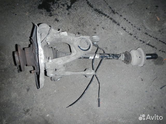 Bmw X5 E70 задний привод кулак ступица ABS Bmw X5 E70 задний привод кулак ступица ABS