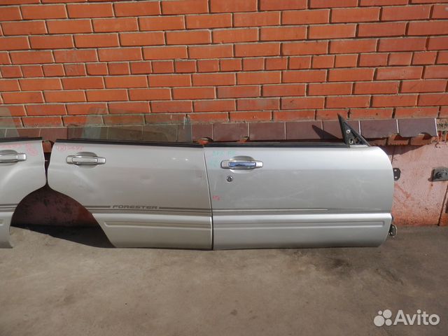 Дверь передняя задняя Subaru SF5 S10 Дверь передняя задняя Subaru SF5 S10