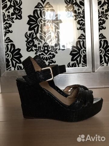 Босоножки Uterque