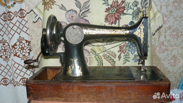 Швейная машинка Singer