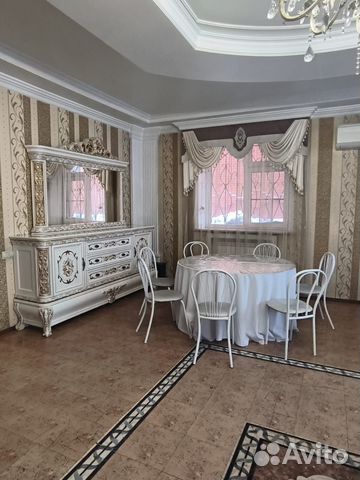 

4-к. коттедж, 500 м²