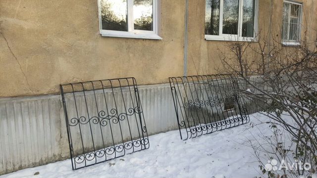 Различные решетки на окна (на балконы,и др)