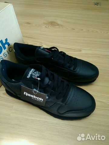 Новые кроссовки Reebok Classic Новые кроссовки Reebok Classic