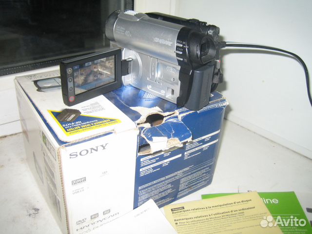 Видеокамера Sony DCR-DVD 610E