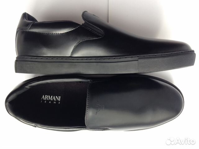Ботинки Armani новые 43 размера Ботинки Armani новые 43 размера