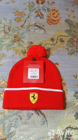 Шапочка Ferrari для мальчика Новая Оригинал Шапочка Ferrari для мальчика Новая Оригинал