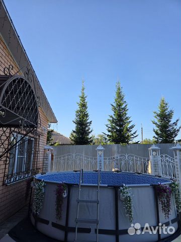 

Коттедж 250 м²