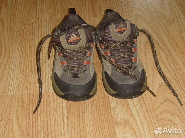 Кроссовки adidas р.22 Кроссовки adidas р.22