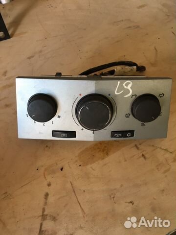 Запчасти на Опель Астра H GTS блок управления печк Запчасти на Опель Астра H GTS блок управления печк