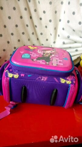 Рюкзак для девочки с ортопедической спинкой