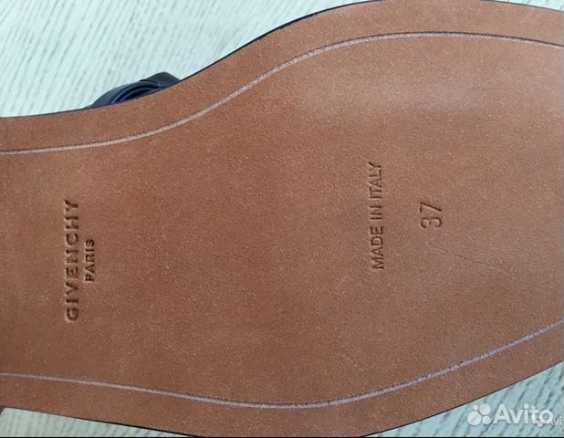 Сабо givenci