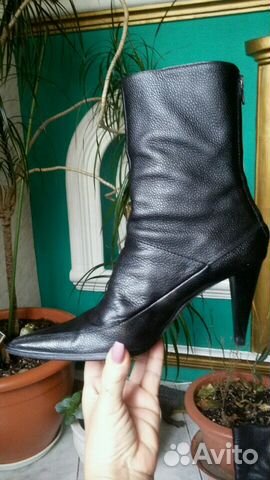 Studio Pollini. Кожа Ската. Лимитка. Демисезон