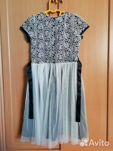 Нарядное платье