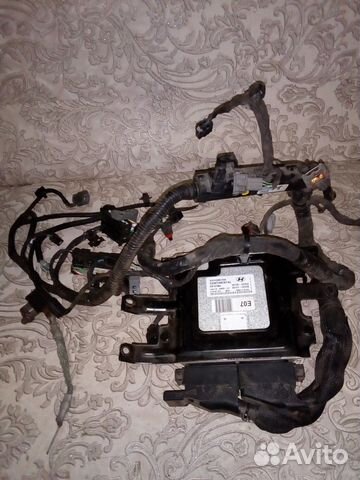 Блок управления двигателем Hyundai 2.0 39101-2EVG5