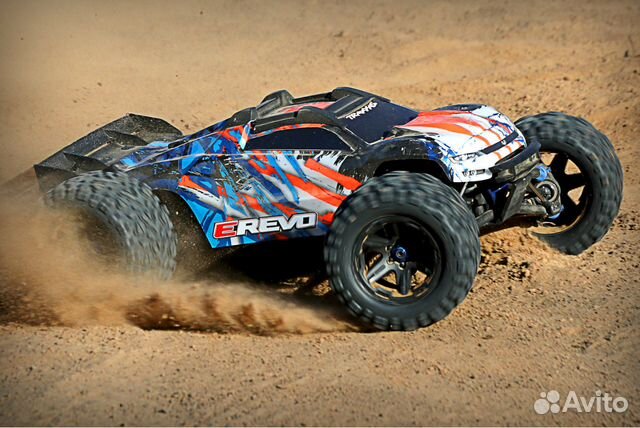 traxxas e revo 4x4