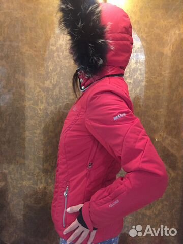 Volki- зимняя спортивная горнолыжная куртка Volki- зимняя спортивная горнолыжная куртка